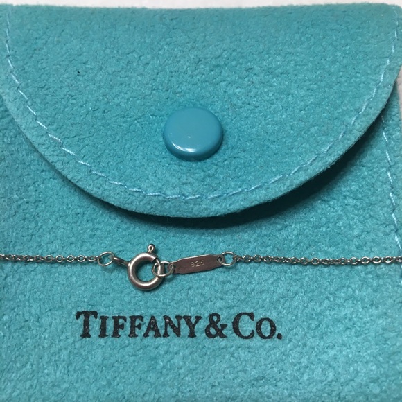 Tiffany and Co Cut Out Heart Necklace - Picture 4 of 4